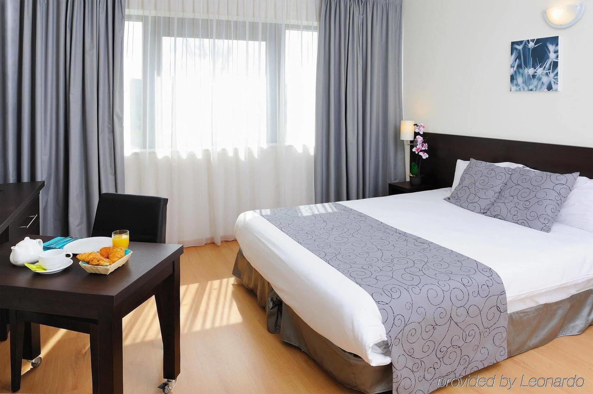 Residhome Toulouse Tolosa Rum bild